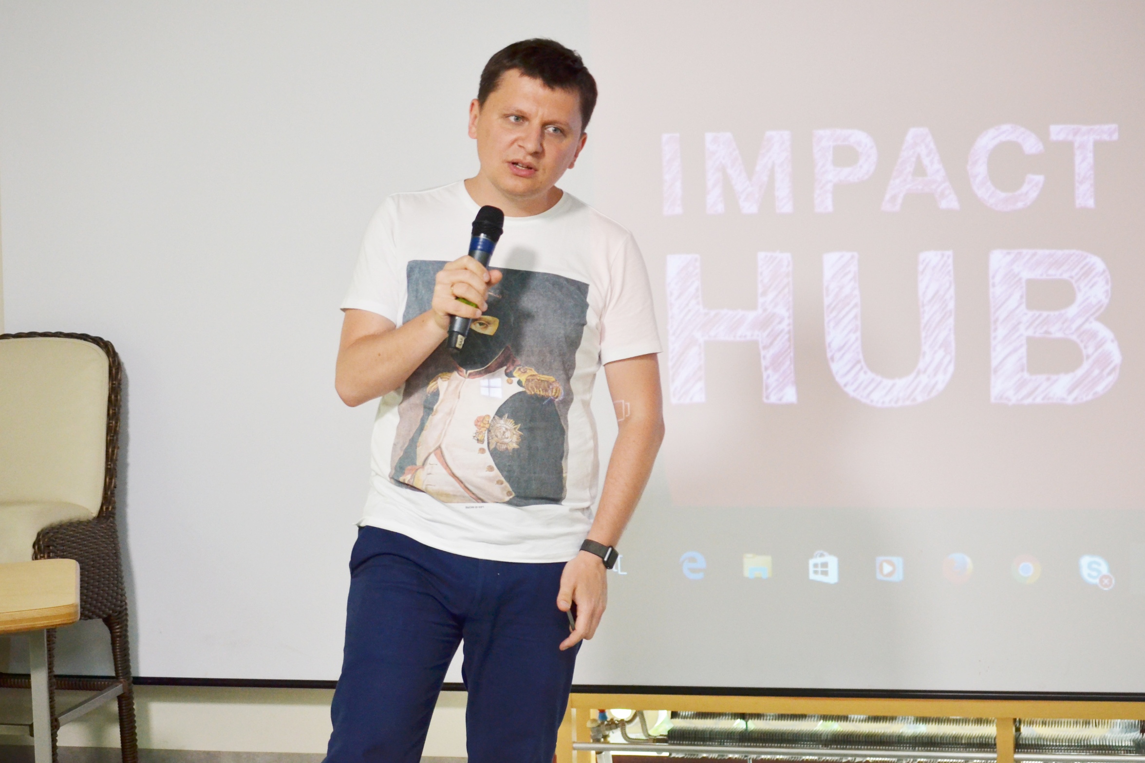Александр Славский, программный директор Impact Hub Odessa приветствует собравшихся 