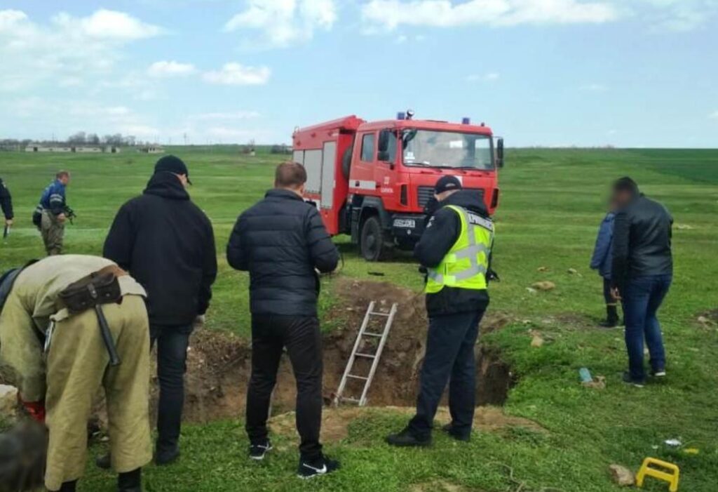 Это изображение имеет пустой атрибут alt; его имя файла - V-Odesskoj-oblasti-v-kolodtse-nashli-chetyre-trupa-3434obnovleno-Novosti-Odessy-odessa.online-Opera-1024x701.jpg